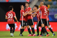 麦麦提江主裁泰山队稳定 比赛争议不断